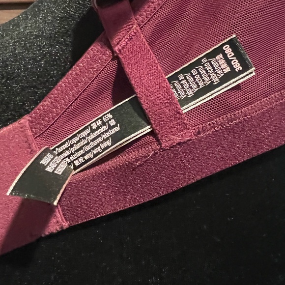 Victoria’s Secret Add 2 cup sizes bra - Picture 2 of 3